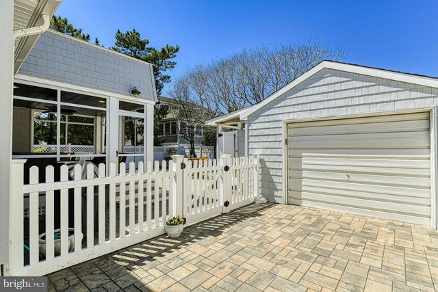 2210 ATLANTIC AVE, Long Beach Township, NJ 08008