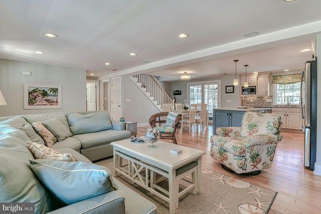 2210 ATLANTIC AVE, Long Beach Township, NJ 08008