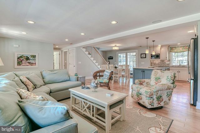 2210 ATLANTIC AVE, Long Beach Township, NJ 08008