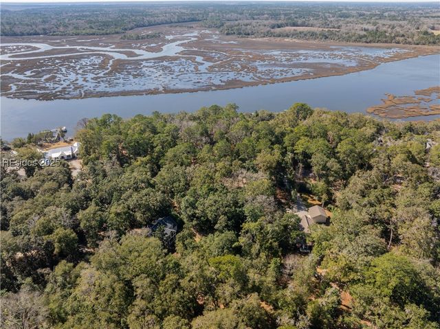 185 Bull Point Dr, Seabrook, SC 29940