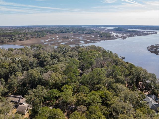 185 Bull Point Dr, Seabrook, SC 29940