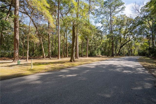 185 Bull Point Dr, Seabrook, SC 29940