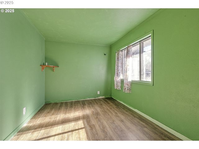 442 1ST Ave, Vernonia, OR 97064