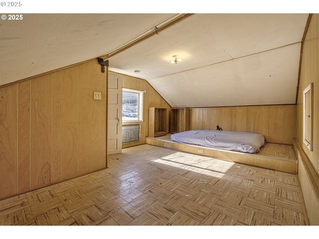 442 1ST Ave, Vernonia, OR 97064