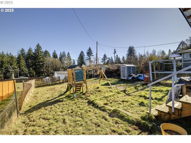 442 1ST Ave, Vernonia, OR 97064