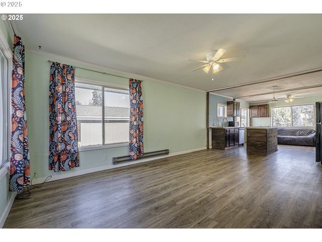 442 1ST Ave, Vernonia, OR 97064