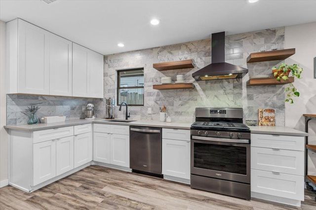 3010 Burleson RD A, Austin, TX 78741