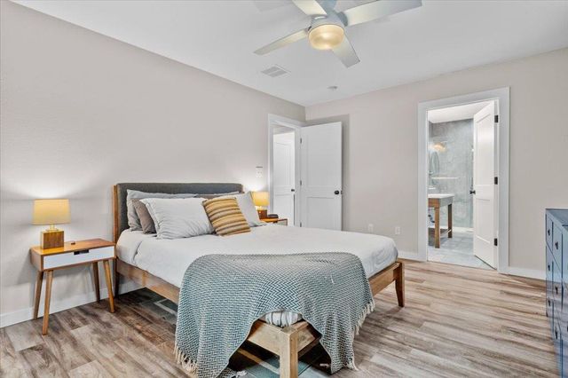 3010 Burleson RD A, Austin, TX 78741