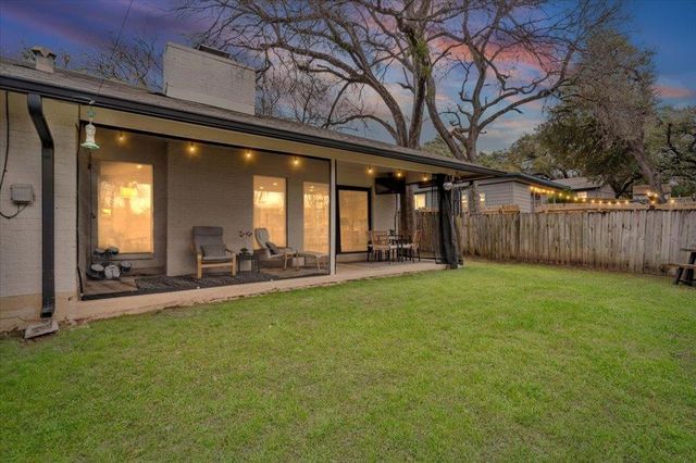 3010 Burleson RD A, Austin, TX 78741