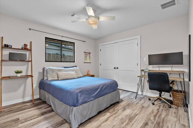 3010 Burleson RD A, Austin, TX 78741