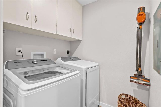 3010 Burleson RD A, Austin, TX 78741