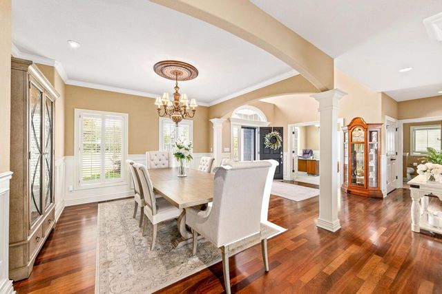 1260 Four Winds WAY, Hartland, WI 53029