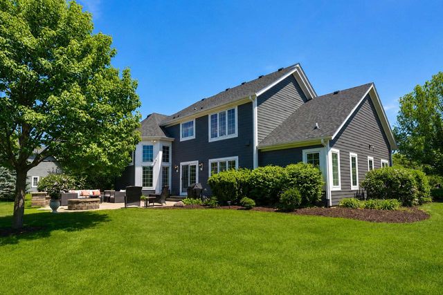 1260 Four Winds WAY, Hartland, WI 53029