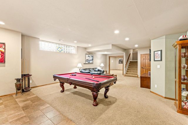 1260 Four Winds WAY, Hartland, WI 53029