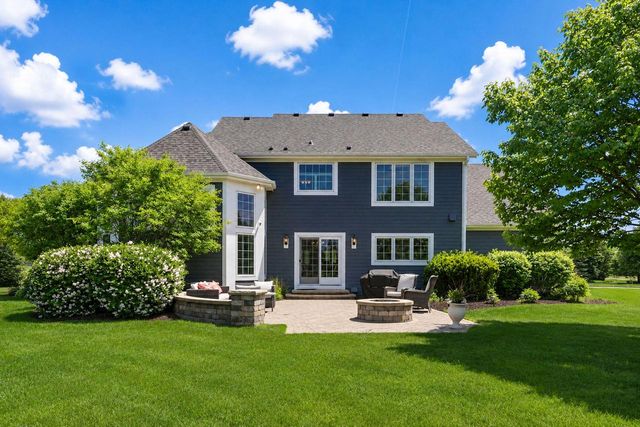1260 Four Winds WAY, Hartland, WI 53029