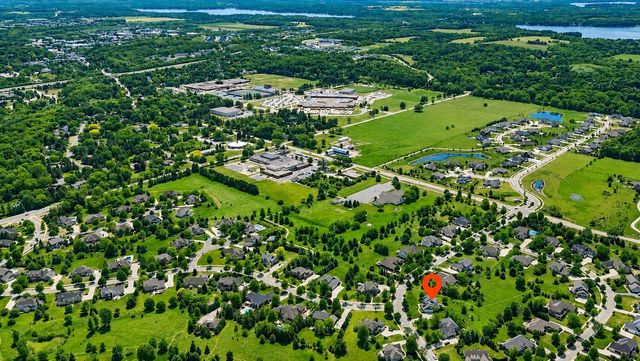 1260 Four Winds WAY, Hartland, WI 53029