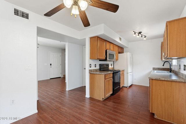 16202 N DESERT SAGE Street, Surprise, AZ 85378