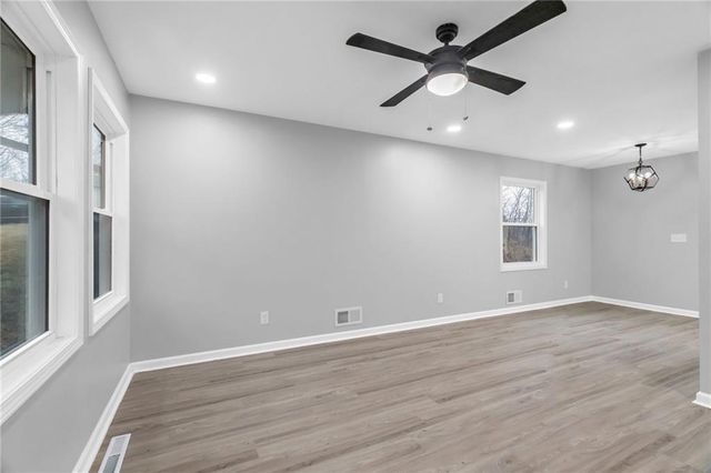 4623 E 38th Street, Kansas City, MO 64128