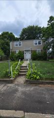 238 Moran Street fl 2, Waterbury, CT 06704