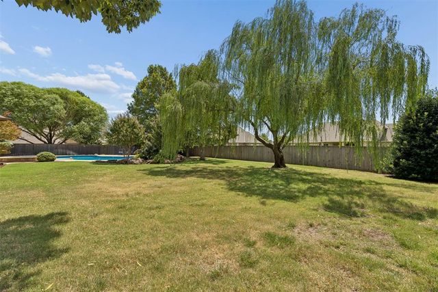 1300 Redbud Court, Oklahoma City, OK 73160