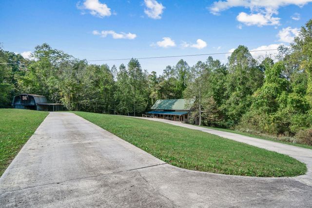 12159 Cookeville Boat Dock Rd, Baxter, TN 38544