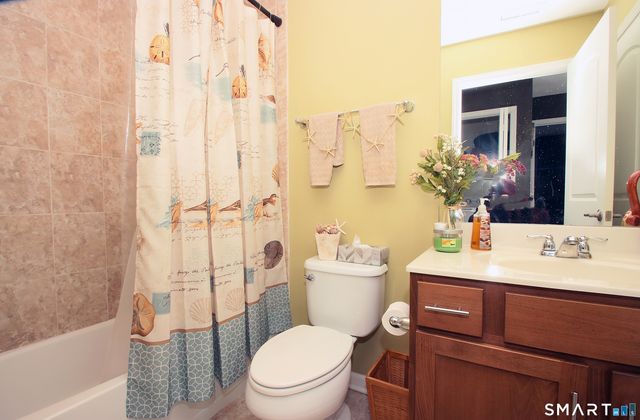 72 Tucker Street 72, Danbury, CT 06810