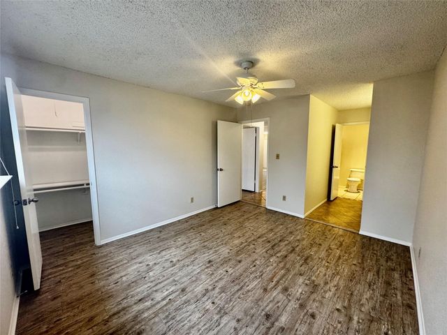 9404 Teasdale TER B, Austin, TX 78753