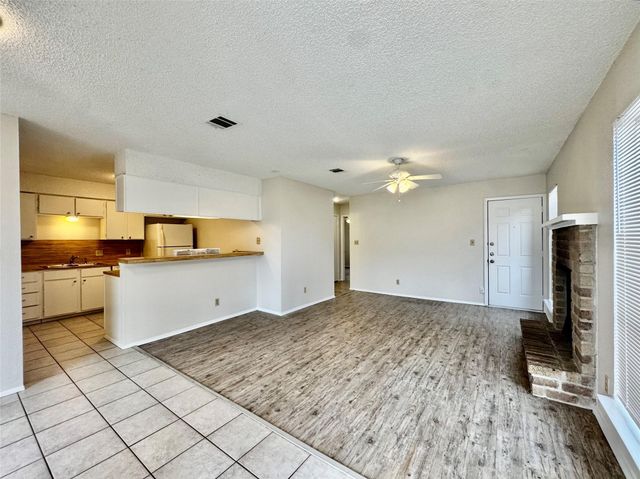 9404 Teasdale TER B, Austin, TX 78753