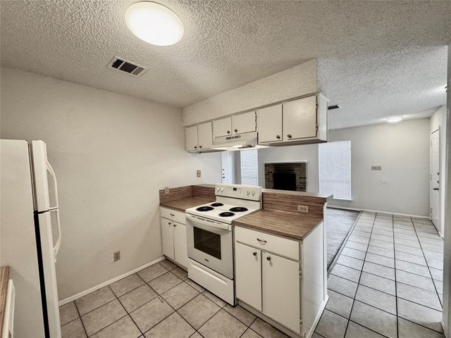 9404 Teasdale TER B, Austin, TX 78753