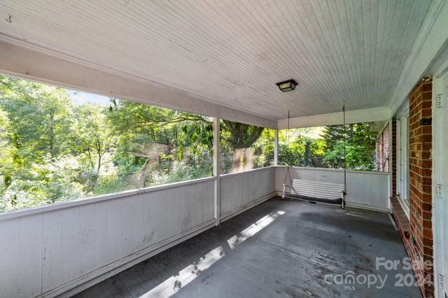 866 Concord Road, Davidson, NC 28036