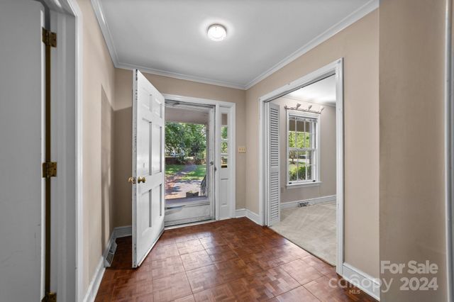 866 Concord Road, Davidson, NC 28036