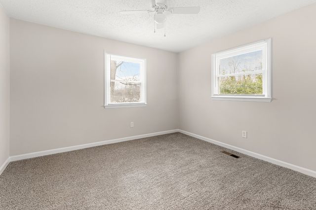 407 Winfrey Dr, Murfreesboro, TN 37130