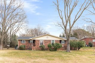 407 Winfrey Dr, Murfreesboro, TN 37130