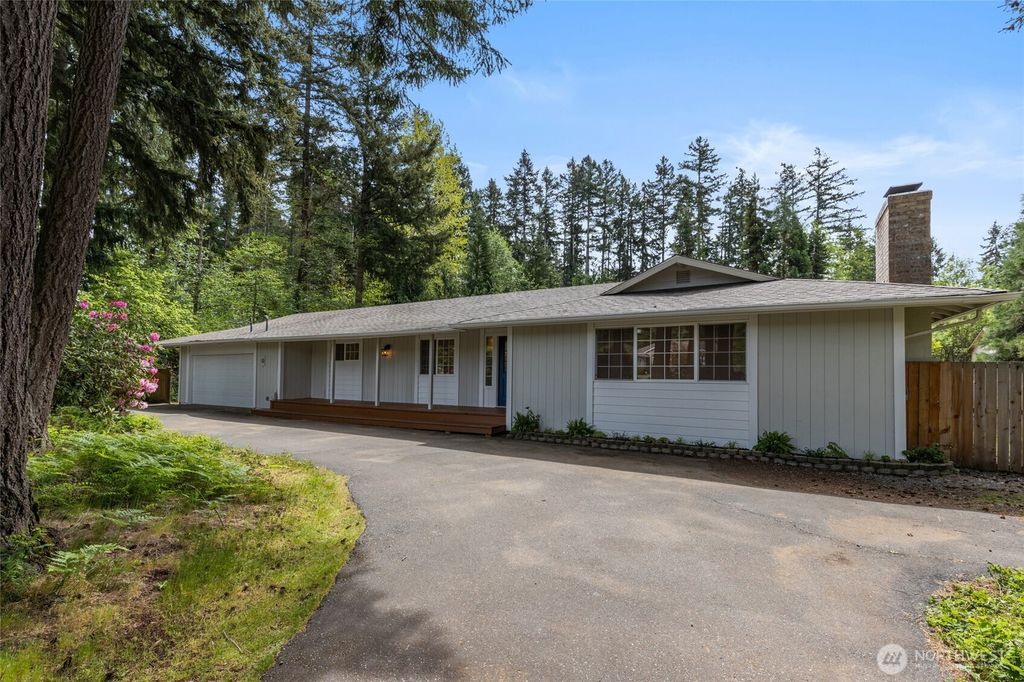 7602 182nd Street E, Puyallup, WA 98375