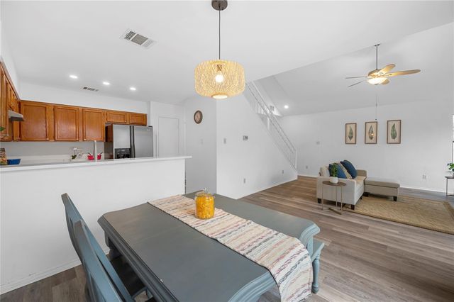 7705 Grovedale TRL, Austin, TX 78729