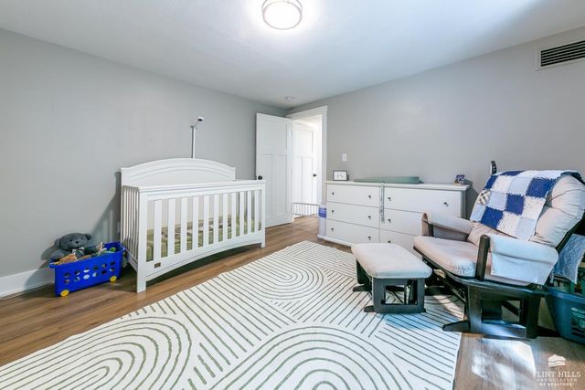 641 Zeandale Road, Manhattan, KS 66502