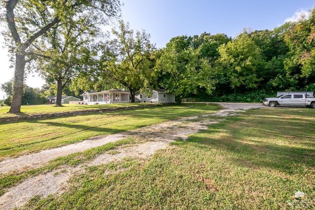 641 Zeandale Road, Manhattan, KS 66502