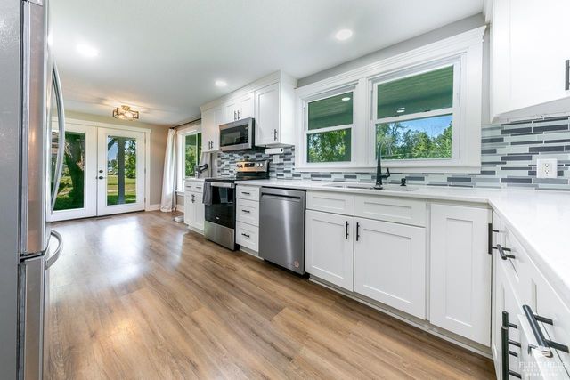 641 Zeandale Road, Manhattan, KS 66502