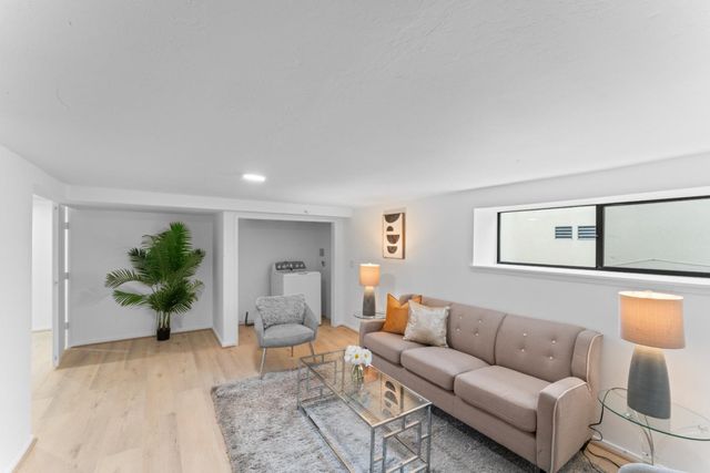 300 Klamath Street, Brisbane, CA 94005