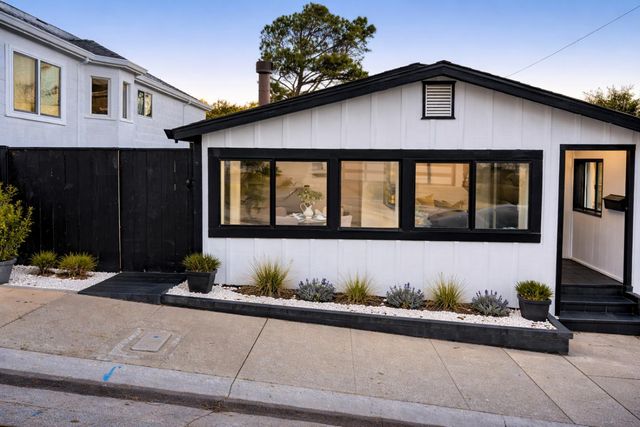 300 Klamath Street, Brisbane, CA 94005