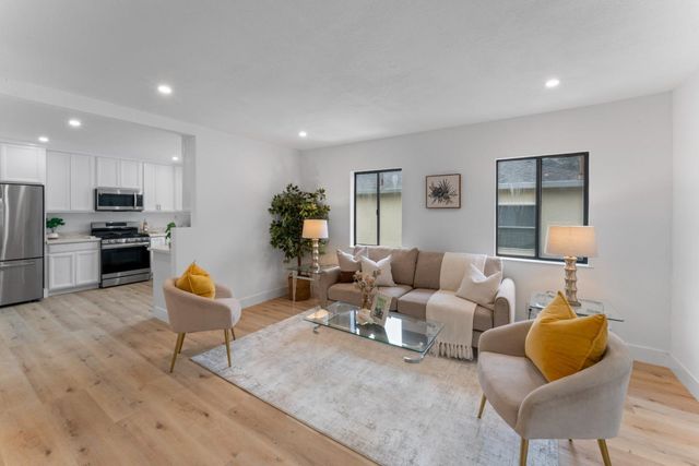 300 Klamath Street, Brisbane, CA 94005