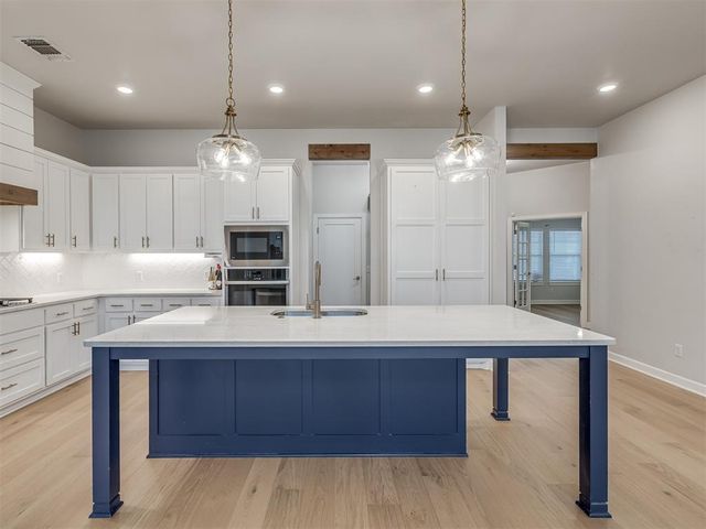 1609 SW 157th Street, Oklahoma City, OK 73170