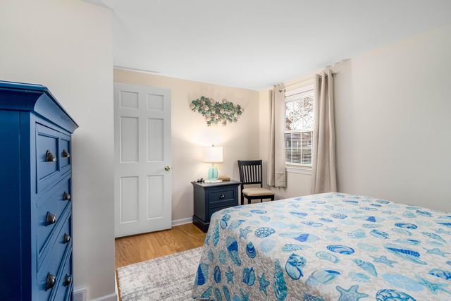 32 Schooner Street, West Yarmouth, MA 02673