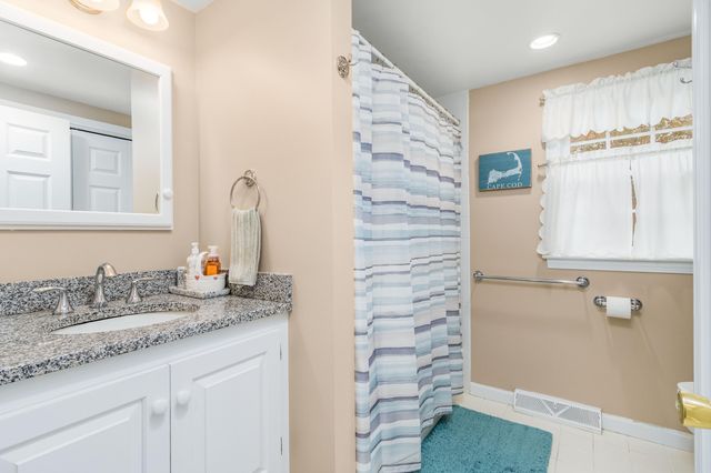 32 Schooner Street, West Yarmouth, MA 02673