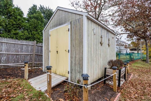 32 Schooner Street, West Yarmouth, MA 02673