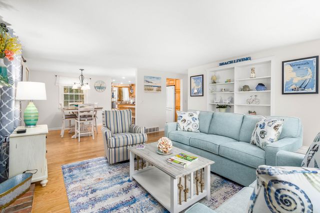 32 Schooner Street, West Yarmouth, MA 02673