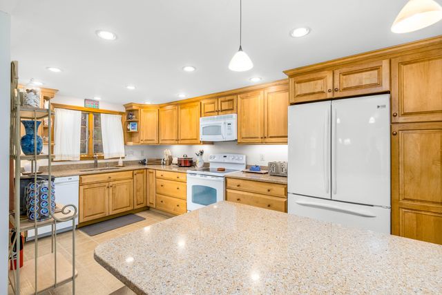 32 Schooner Street, West Yarmouth, MA 02673