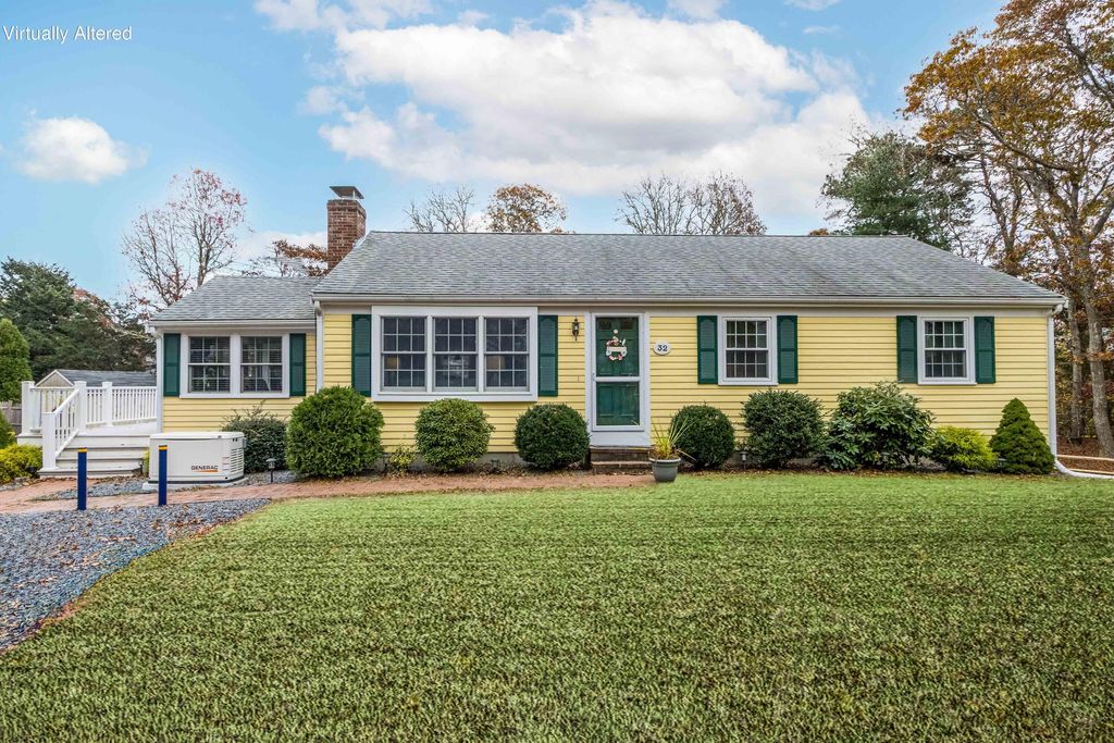 32 Schooner Street, West Yarmouth, MA 02673