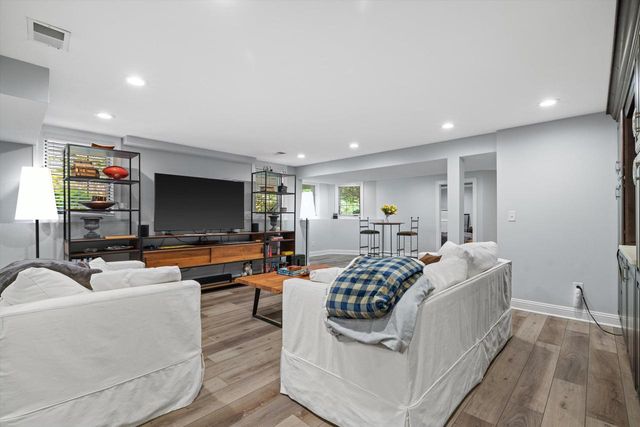 4872 103rd STREET, Pleasant Prairie, WI 53158