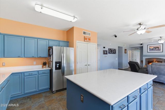 8629 W SALTER Drive, Peoria, AZ 85382